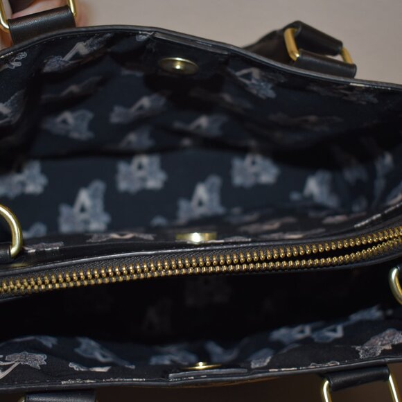 Loungefly Alice In Wonderland Line Art Crossbody Purse - Picture 9 of 11